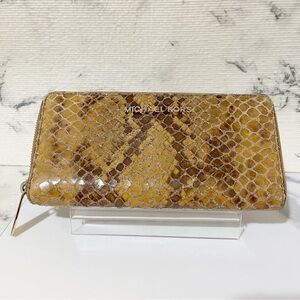 Michael Kors Zip Around Wallet • Snakeskin Design